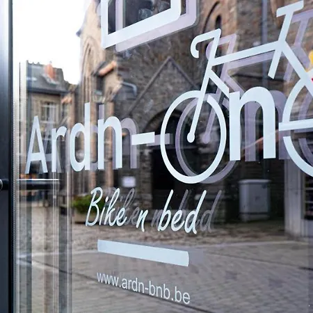 아파트 Ardn-bnb Bike N Bed