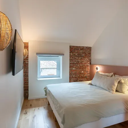 아파트 Ardn-bnb Bike N Bed 라로셰안알데네