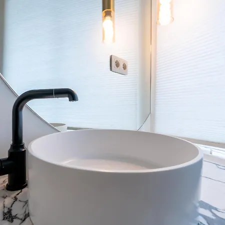 Ardn-bnb Bike N Bed * Ла-Рош-ан-Арден